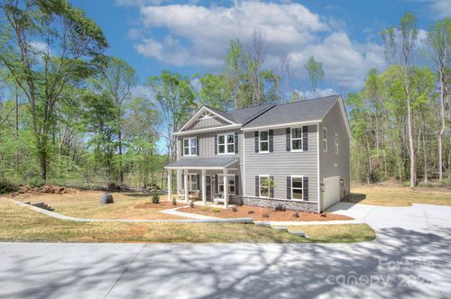 1033 Harrogate Dr, Bessemer City, NC, 28016-6770 | Card Image