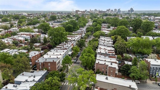 Bird's eye view featuring a view of city | Image 39