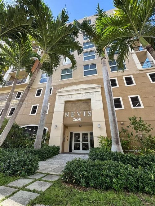 apt-902-2650 Sw 37th Ave, Coconut Grove, FL, 33133-2768 | Card Image