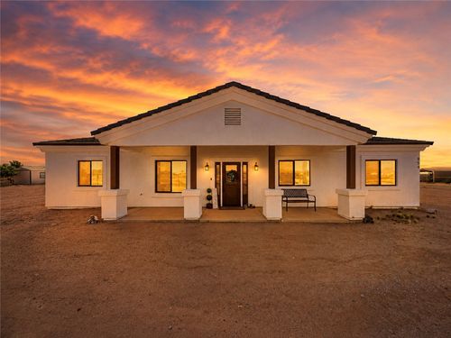 854 S Salt Pl, Golden Valley, AZ, 86413-6731 | Card Image