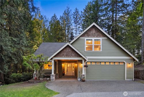 981 E Lakeshore Dr, Allyn, WA, 98524-8756 | Card Image