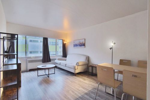 111-1540 Haro St, Vancouver, BC, V6G1G5 | Card Image