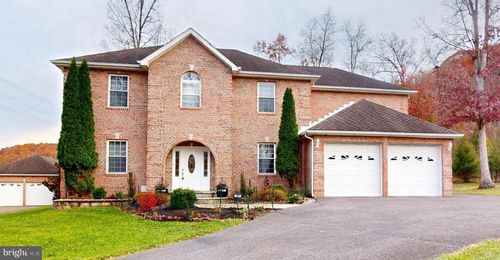 252 S Lakewood Dr, RIDGELEY, WV, 26753-4545 | Card Image