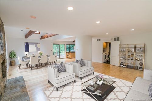 17 Ferry Ln, Westport, CT, 06880-5920 | Card Image