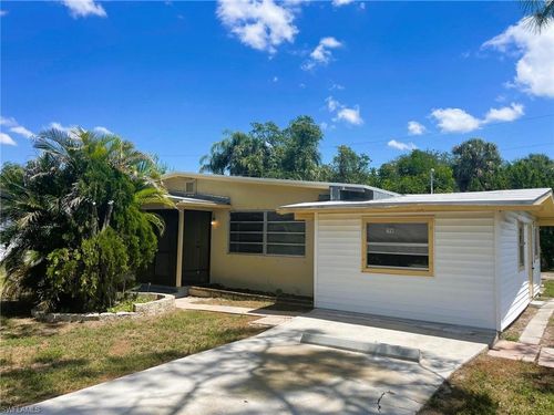 1916 Flamingo Dr, NORTH FORT MYERS, FL, 33917-3141 | Card Image