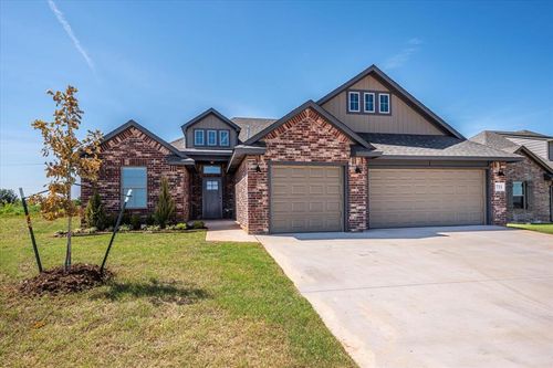 711 Virginia Avenue, Newcastle, OK, 73065 | Card Image