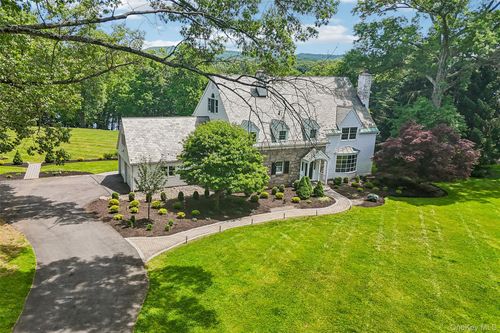 488 Strawtown Rd, West Nyack, NY, 10994-1233 | Card Image