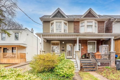 413 Indian Grove, Toronto, ON, M6P2H7 | Card Image