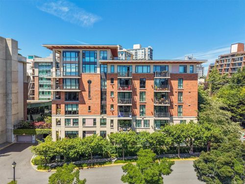 205-827 Fairfield Rd, Victoria, BC, V8V5B2 | Card Image