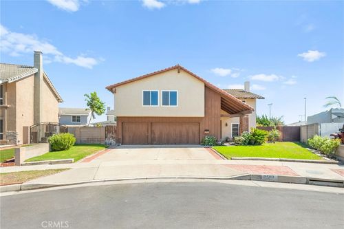9592 Sonwell Pl, Cypress, CA, 90630-3251 | Card Image