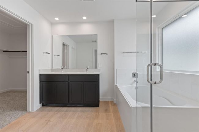 *Images and 3D tour are for illustration only and options may vary from home as built. | Image 24