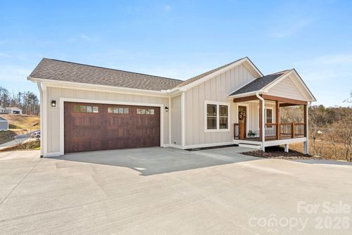 56 White Oak Pl, Mars Hill, NC, 28754-0920 | Card Image