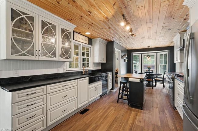 2224 Brower Mill Rd, House other with 3 bedrooms, 3 bathrooms and null parking in Seagrove NC | Image 12