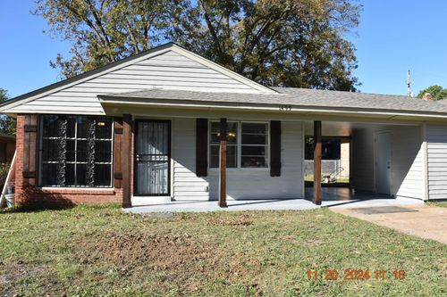 1499 Ragan St, Memphis, TN, 38106-6105 | Card Image