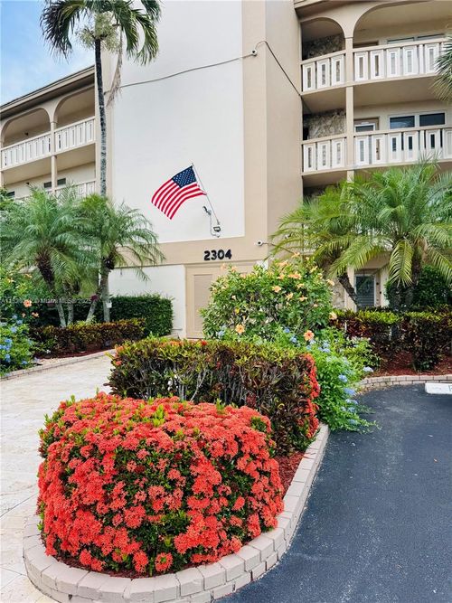 apt-j1-2304 Lucaya Ln, Coconut Creek, FL, 33066-1113 | Card Image