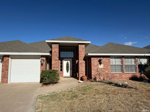 813 Chase Mdws, Clovis, NM, 88101-2934 | Card Image