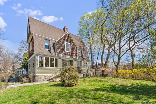 25 Merriam Ave, Yonkers, NY, 10708-2719 | Card Image