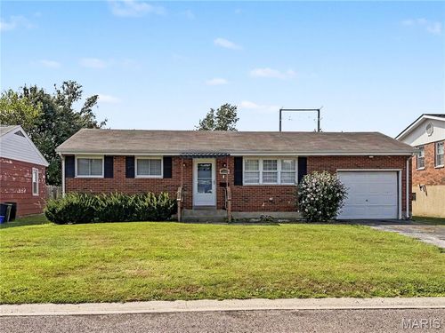 104 Joan Dr, Hartford, IL, 62048-1241 | Card Image
