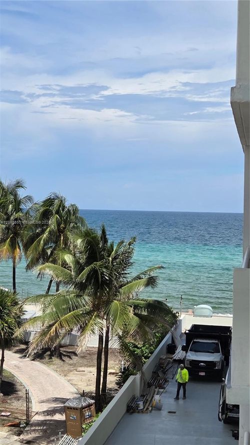 409-3725 S Ocean Dr, Hollywood, FL, 33019-2907 | Card Image