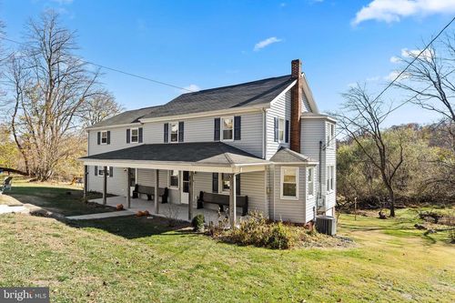 13608 Maryland Ave, BLUE RIDGE SUMMIT, PA, 17214-9721 | Card Image