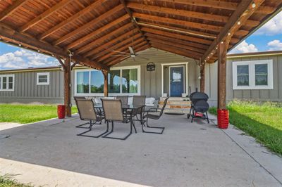 View of patio / terrace | Image 3