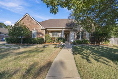 1909 Nancy Jane Cir, Garland, TX, 75043-1419 | Card Image