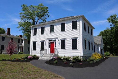 553 Foundry St, South Easton, MA, 02375-1375 | Card Image