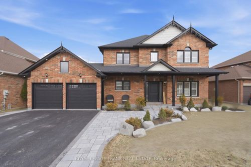 35 Nelkydd Lane, Uxbridge, ON, L9P1Z8 | Card Image