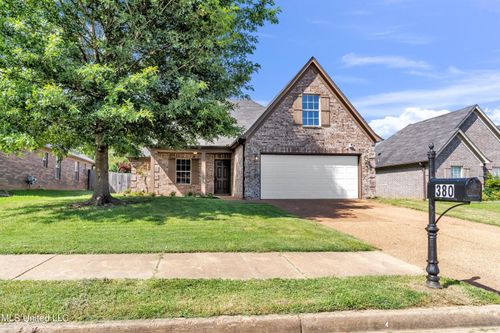 380 Vaiden Dr, Hernando, MS, 38632-2328 | Card Image