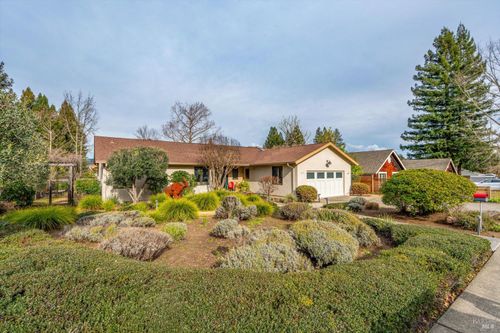 1675 Sylvaner Ave, Saint Helena, CA, 94574-2341 | Card Image