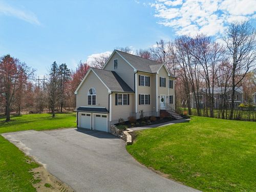 56 Cornelie Rd, Methuen, MA, 01844-2538 | Card Image