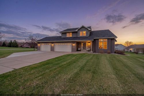 2061 W Higgins, LEDGEVIEW, WI, 54115 | Card Image
