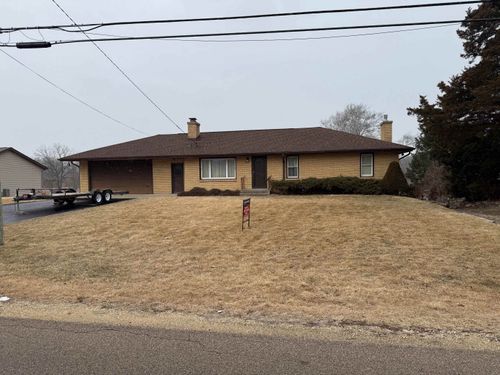 11224 Ventura Blvd, Machesney Park, IL, 61115-1246 | Card Image