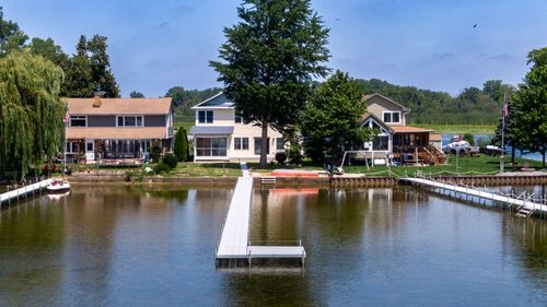 22869 W Lake Shore Dr, ANTIOCH, IL, 60002-8752 | Card Image