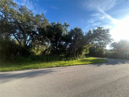 18452 Cordoba Ave, Port Charlotte, FL, 33954-1819 | Card Image