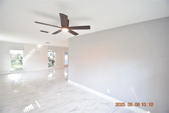 1019 Spindle Palm Way, House other with 3 bedrooms, 2 bathrooms and null parking in APOLLO BEACH FL | Image 12
