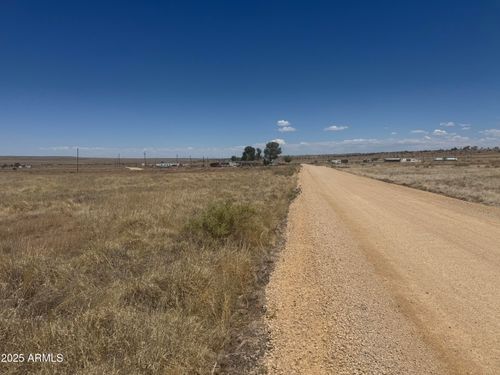 118-41 County Road N6011, Saint Johns, AZ, 85936-1717 | Card Image