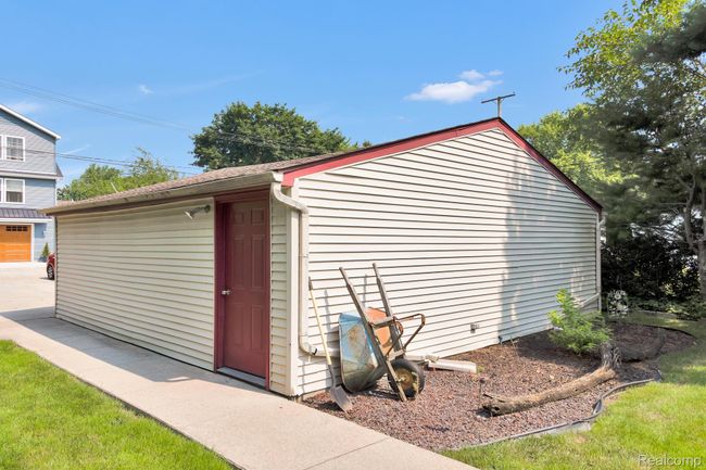 garage back.jpg | Image 12