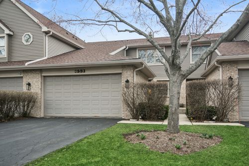 659 N Walden Dr, Palatine, IL, 60067-8647 | Card Image