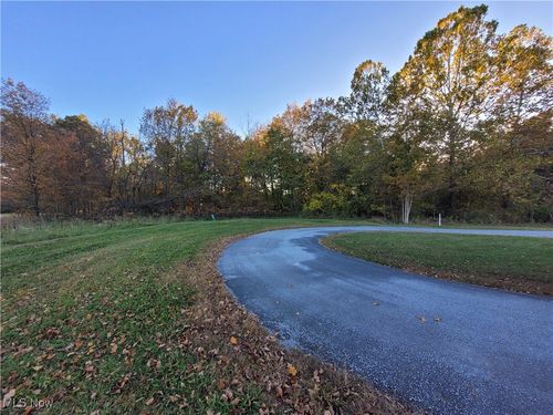 6057-6056 Live Oak Ct, West Salem, OH, 44287-9667 | Card Image