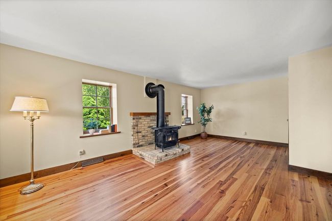 1718 17th Avenue, House other with 3 bedrooms, 2 bathrooms and null parking in Grafton WI | Image 4
