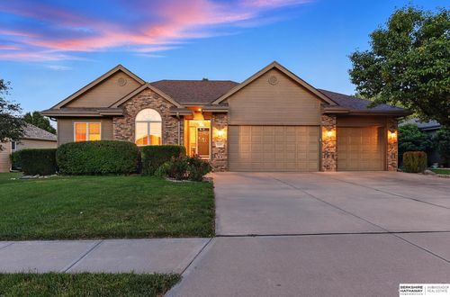 21317 Hampton Dr, Gretna, NE, 68028-3736 | Card Image