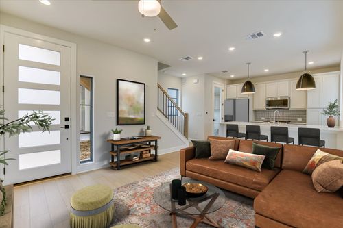 2-114 Lightsey Rd, Austin, TX, 78704-7146 | Card Image