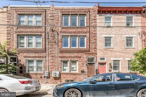 b-768 S 15th St, PHILADELPHIA, PA, 19146-2136 | Card Image