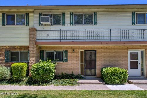 424 Smithridge Park, Reno, NV, 89502-5760 | Card Image