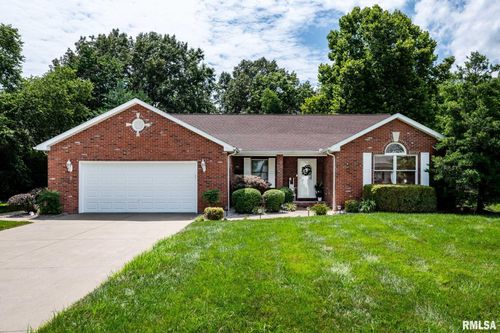 805 New Day Way, Marion, IL, 62959-3768 | Card Image
