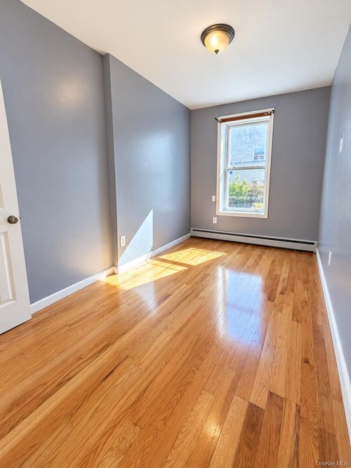 1094 Blake Ave, Brooklyn, NY, 11208-3634 | Card Image