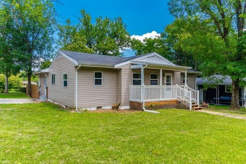 4703 Tomahawk Trl, Chattanooga, TN, 37411-2433 | Card Image
