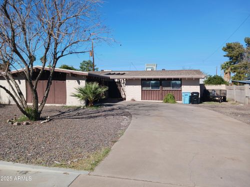 6202 W Highland Avenue, Phoenix, AZ, 85033 | Card Image