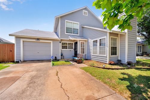 1604 Wickford Dr, Arlington, TX, 76018-1878 | Card Image